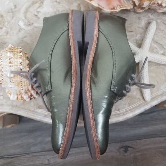 VINCE CAMUTO Nilee Pewter Metallic Laced Oxfords Sz 5 - Picture 7 of 11